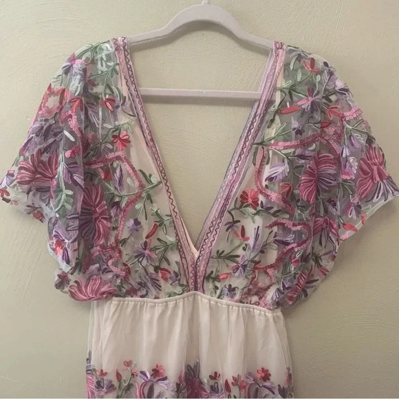 Raga In the Fields Purple Embroidered Dress Size Medium NWT New - Picture 5 of 15